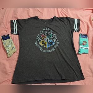 Harry Potter Set: T-Shirt(XL) Socks Hogwarts Crest Wizard